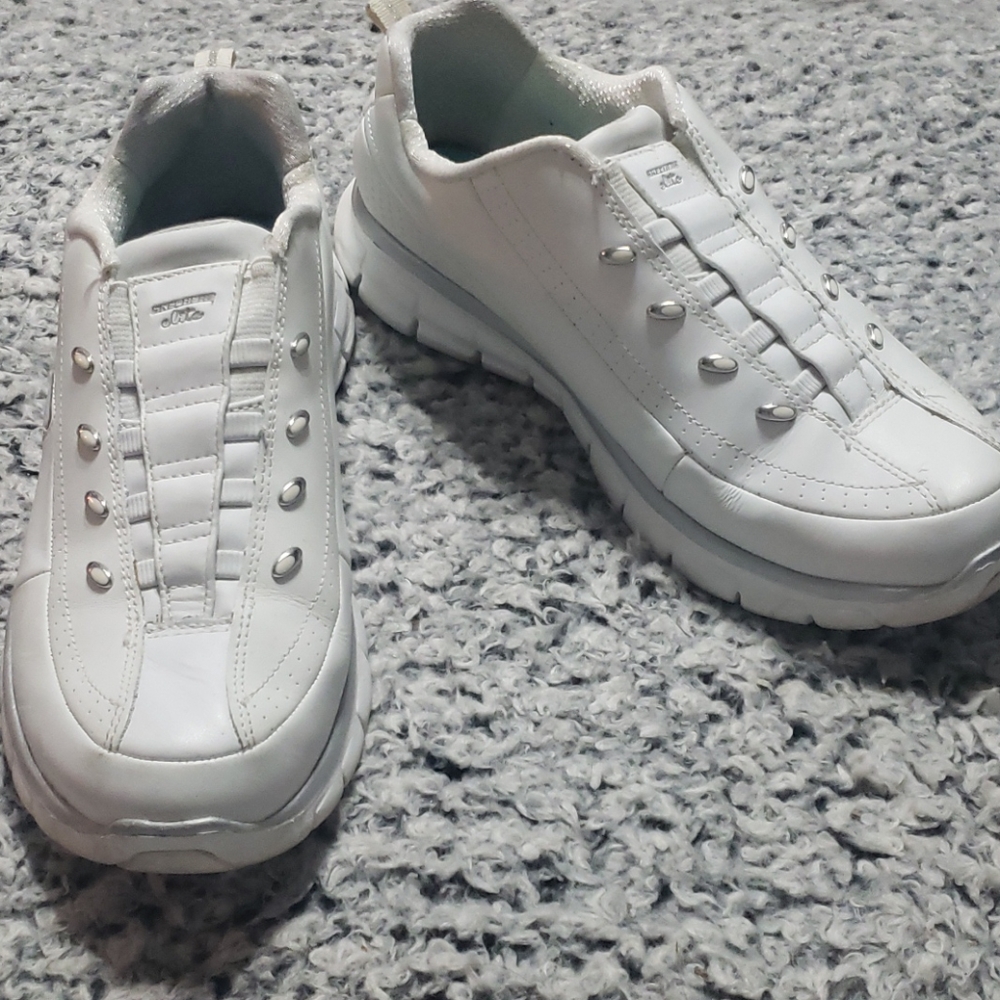 Skechers elite memory foam sneakers